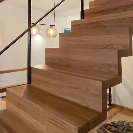 Semesterbostad Beautiful In With 5 Bedrooms *